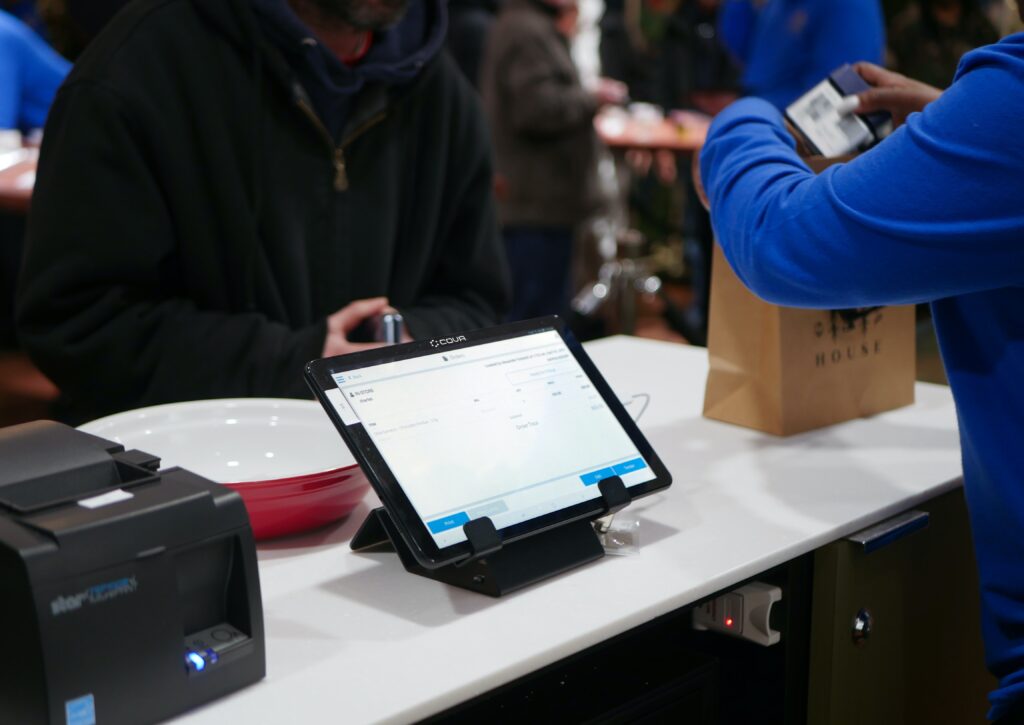 クリニックに自動精算機を導入するデメリットは?